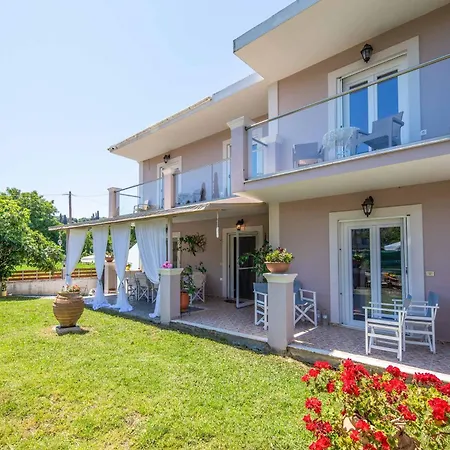 Maria Sidari Villa Ágios Ioánnis